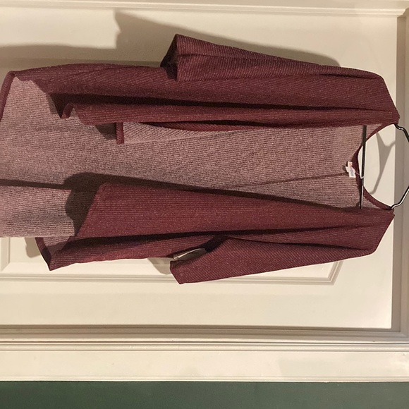 LuLaRoe Sweaters - NWT LuLaroe lindsay cardigan